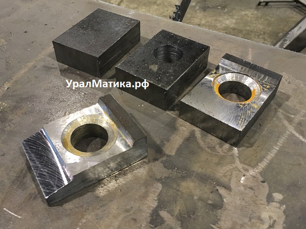 Изготавливаем прижимы для рельс